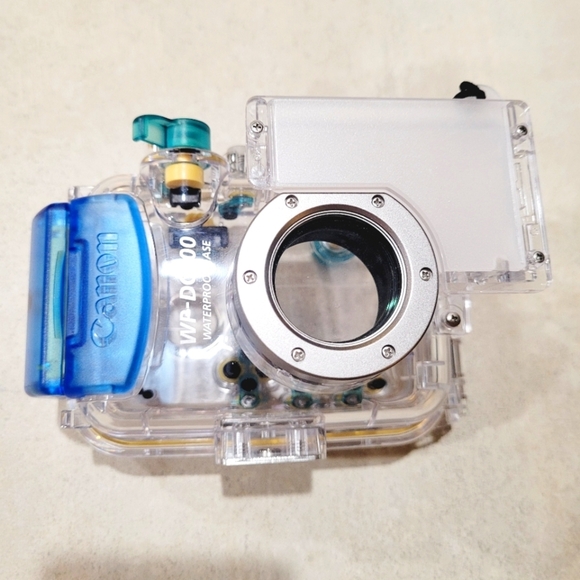 Canon Under Water Waterproof Case Canon WP-DC800 - Picture 1 of 15